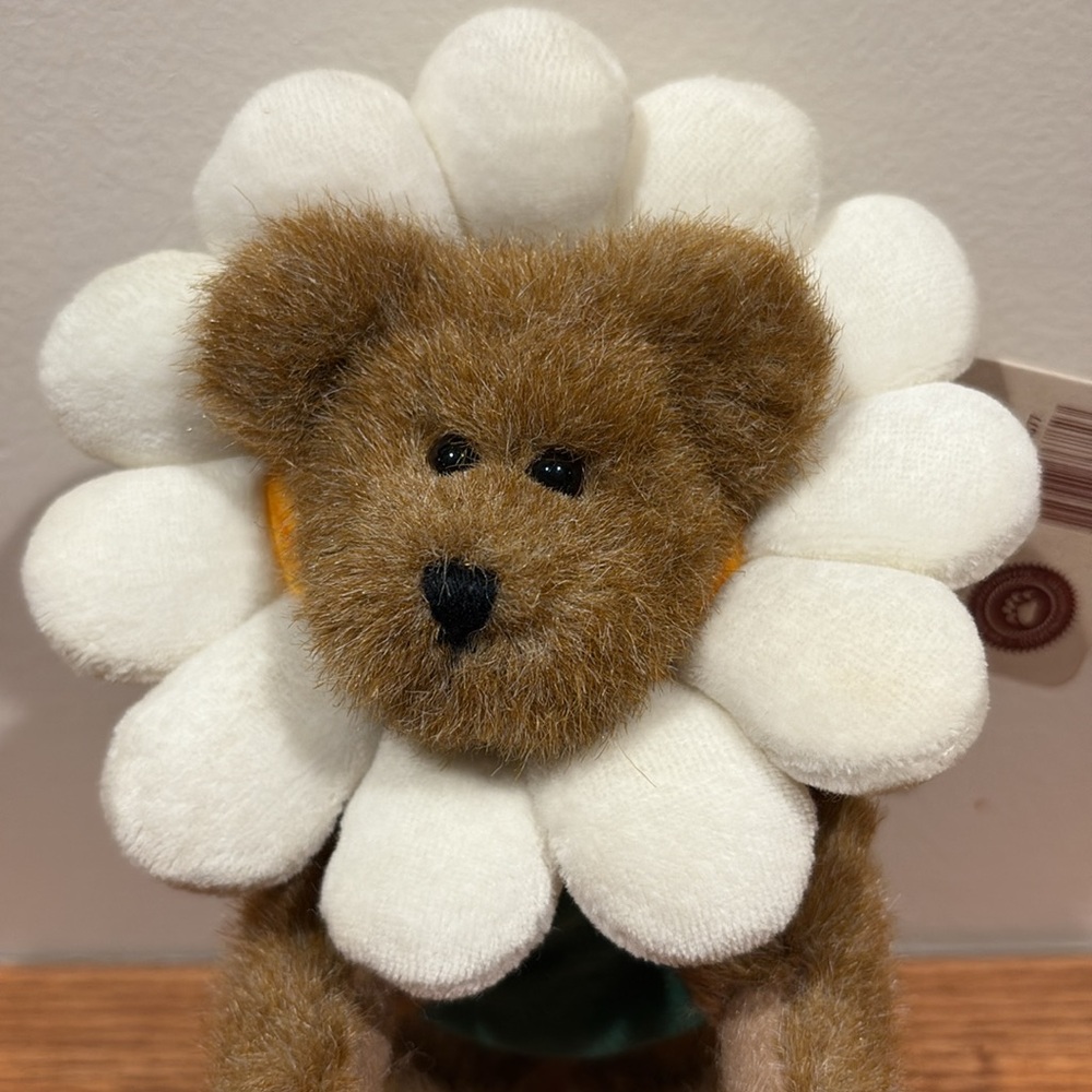 Boyd’s Bears Petals Daisydew Plush Teddy Bear - Picture 4 of 14